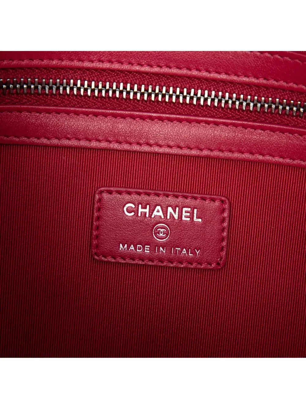 CHANEL add touch